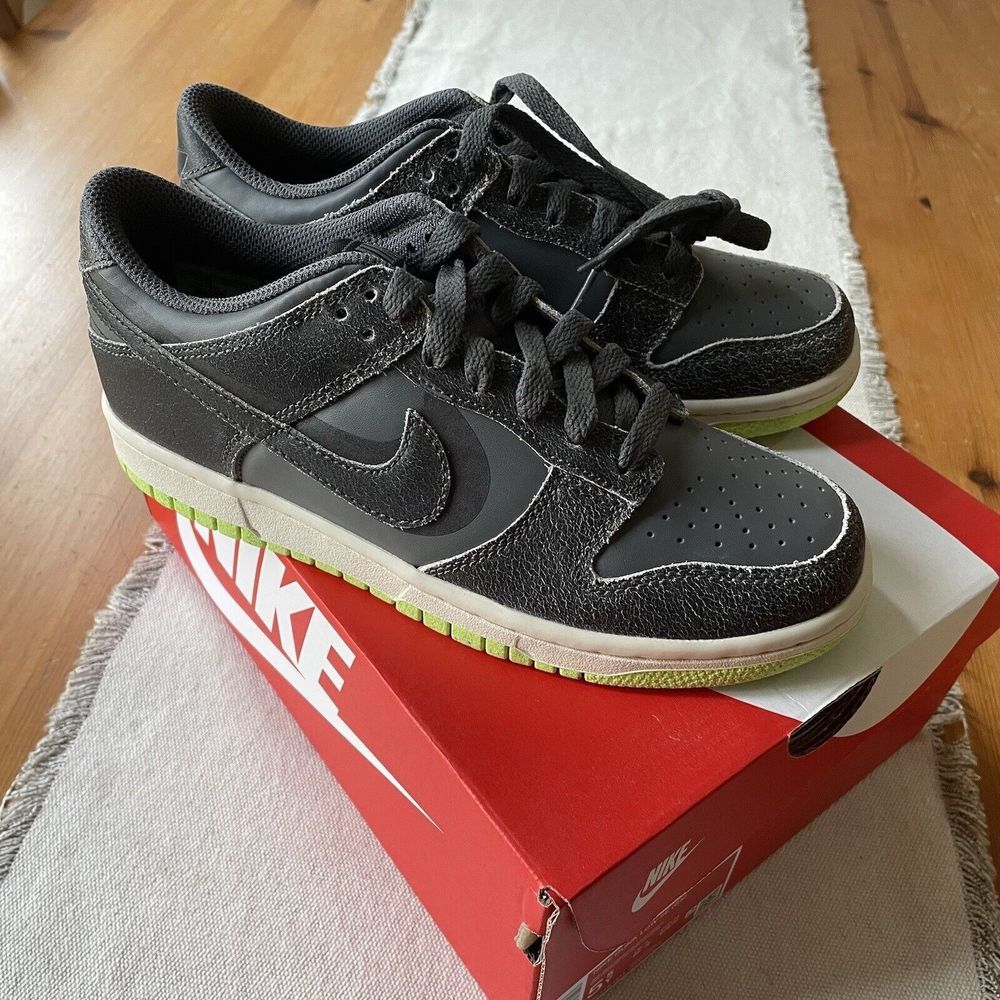 New Nike Dunk Low SE Halloween DQ6215 Iron Grey Phantom Ghost Green 5.5Y 5.5 / 7